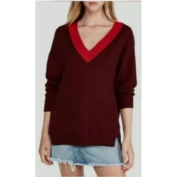 𝅺NWT EXPRESS Womens Burgundy Red Oversized Deep V-Neck Tunic Sweater Size XS - Picture 1 of 3